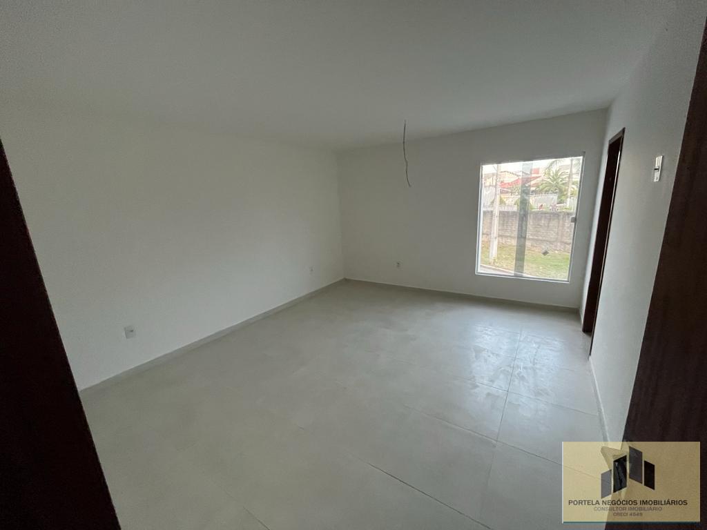 Casa à venda com 4 quartos, 200m² - Foto 10