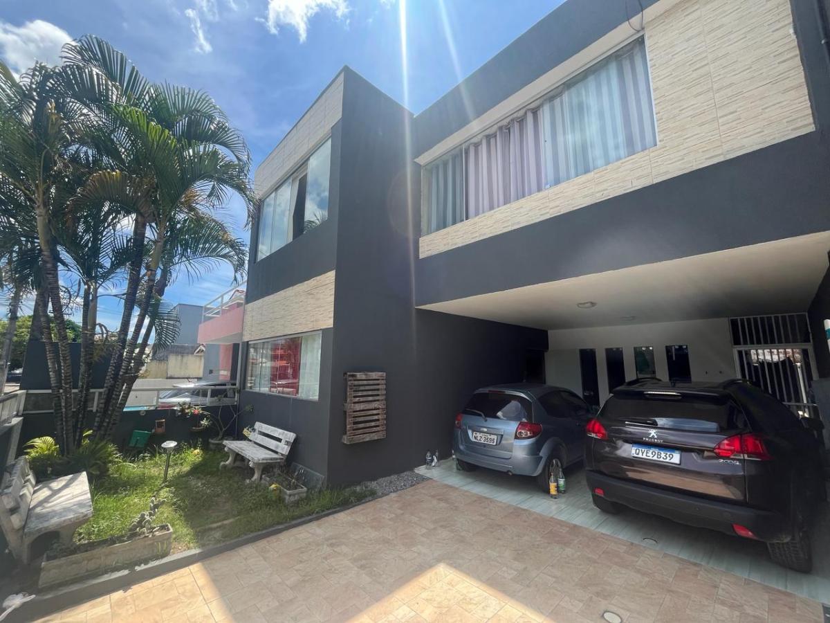 Casa de Condomínio à venda com 4 quartos, 166m² - Foto 2