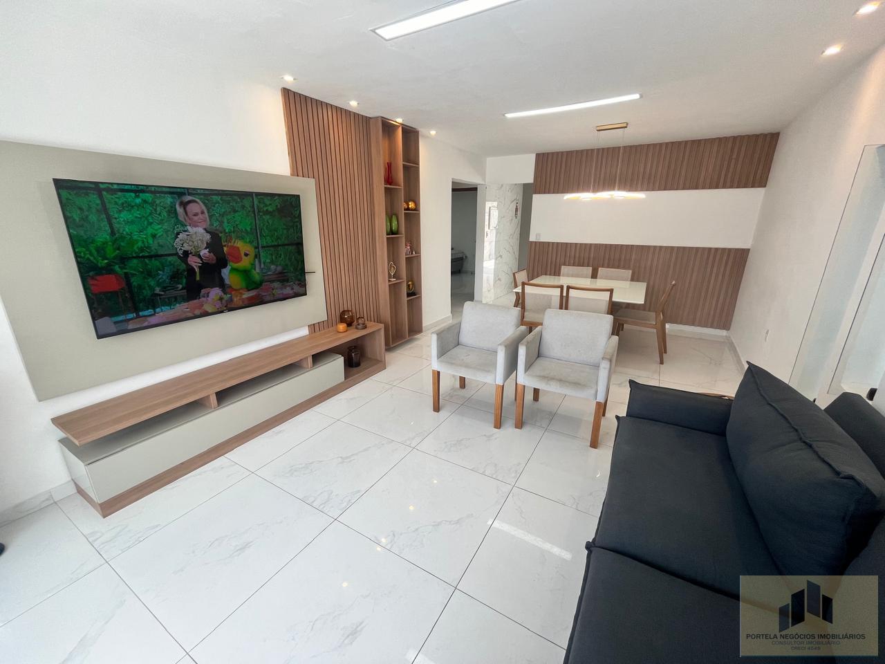 Casa de Condomínio à venda com 4 quartos, 245m² - Foto 3