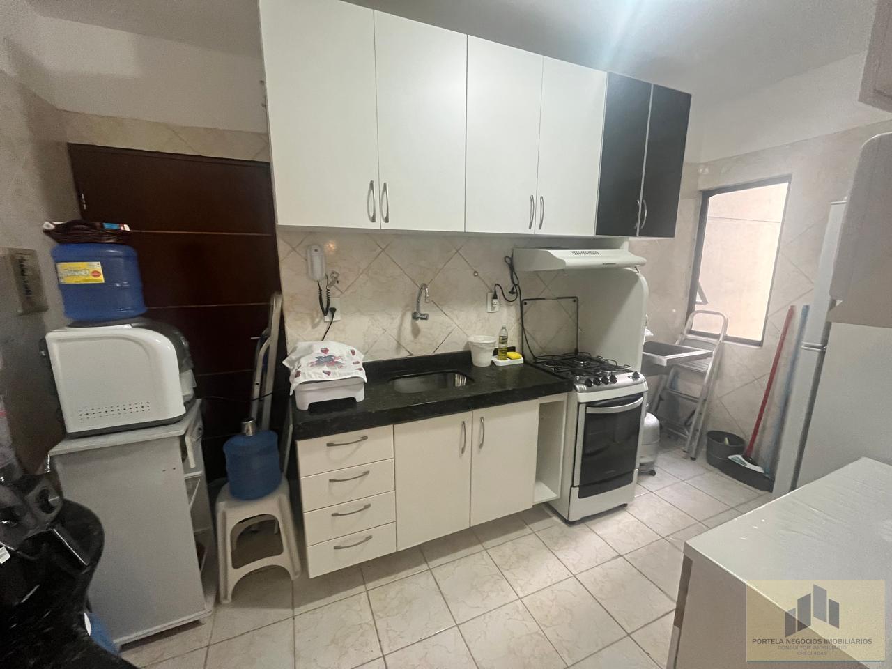 Apartamento à venda com 3 quartos, 84m² - Foto 3