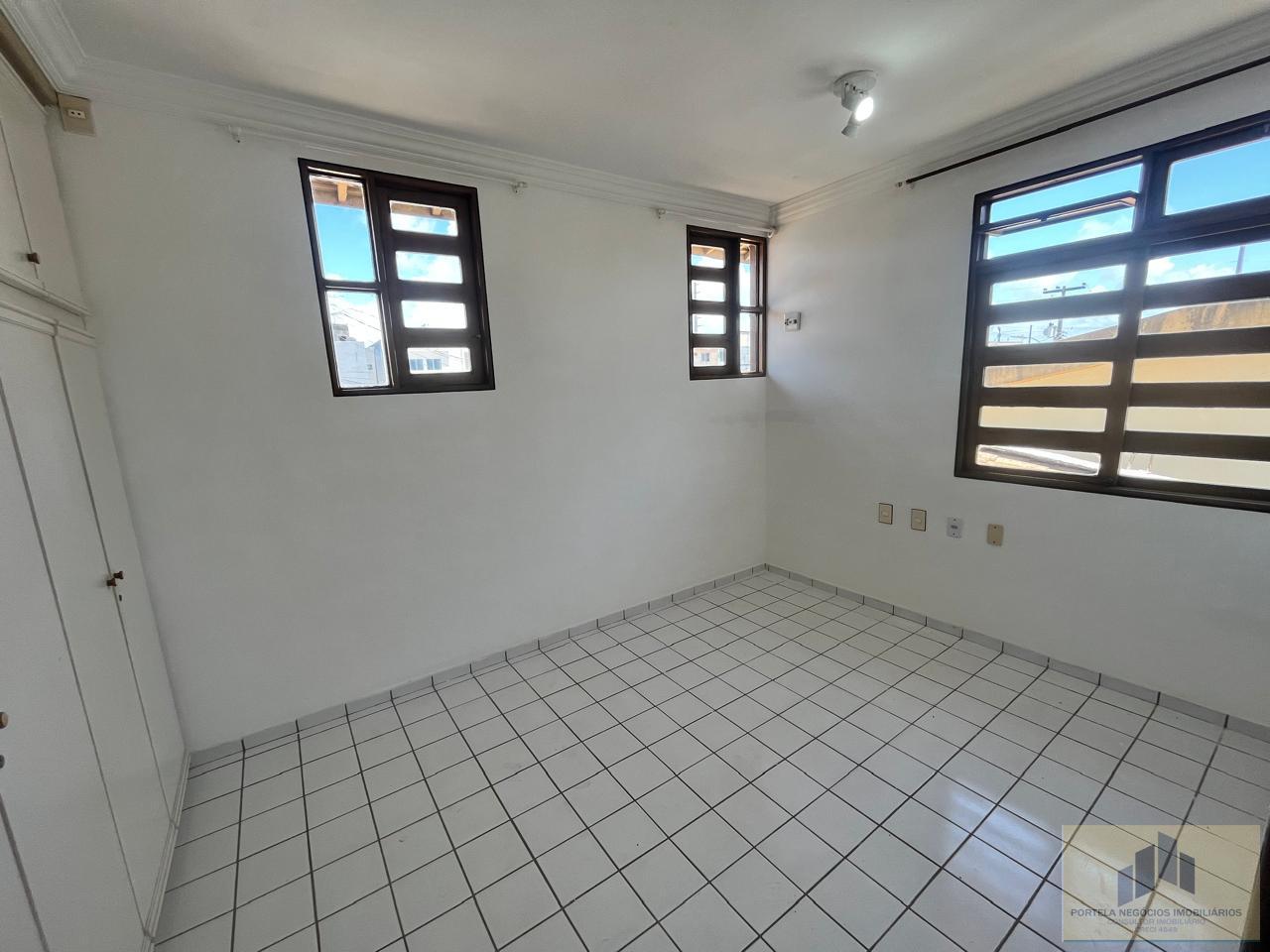 Casa de Condomínio à venda com 3 quartos, 264m² - Foto 10