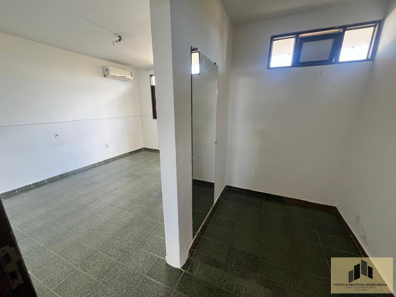 Casa de Condomínio à venda com 4 quartos, 480m² - Foto 13