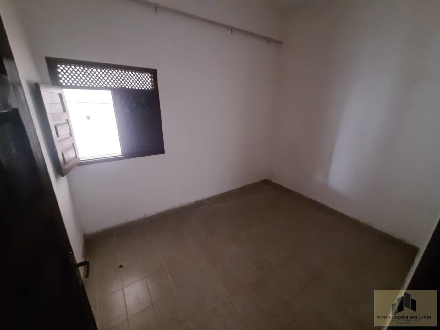 Casa à venda com 4 quartos, 200m² - Foto 6