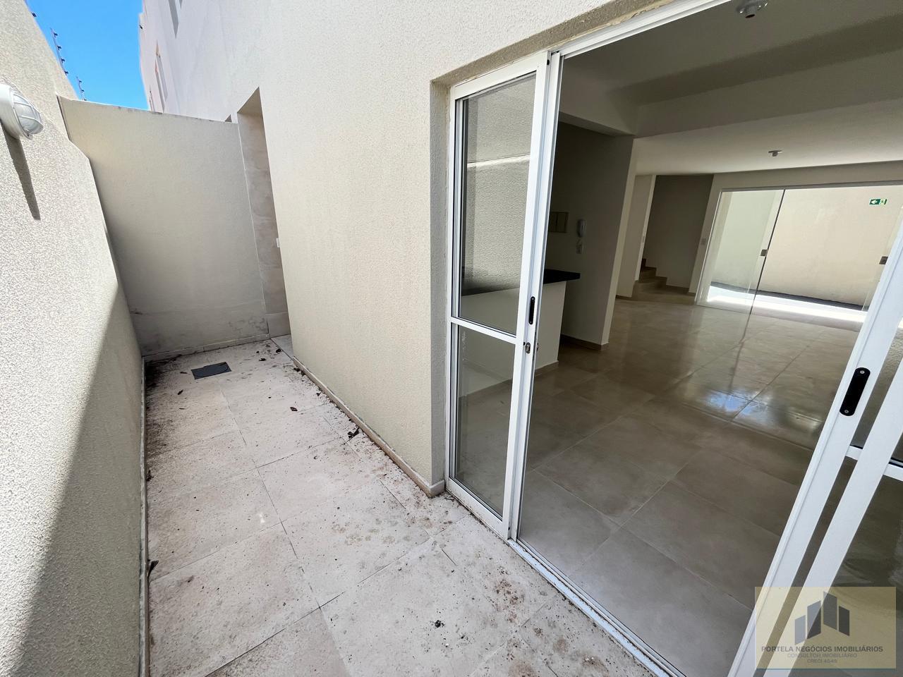 Casa de Condomínio à venda com 3 quartos, 108m² - Foto 4